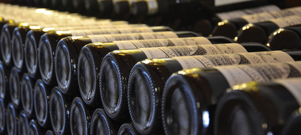Role Of Wine Storage Lockers in Safeguarding Precious Bottles